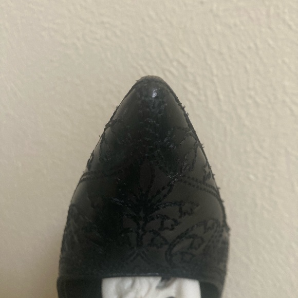 ****SOLD****Prada Vero Cuoio pumps - Picture 6 of 10